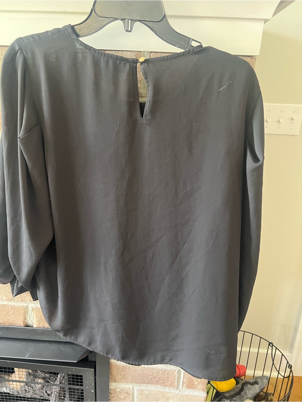 DKNY Black Long Sleeve Round-Neck Blouse - Picture 3 of 3